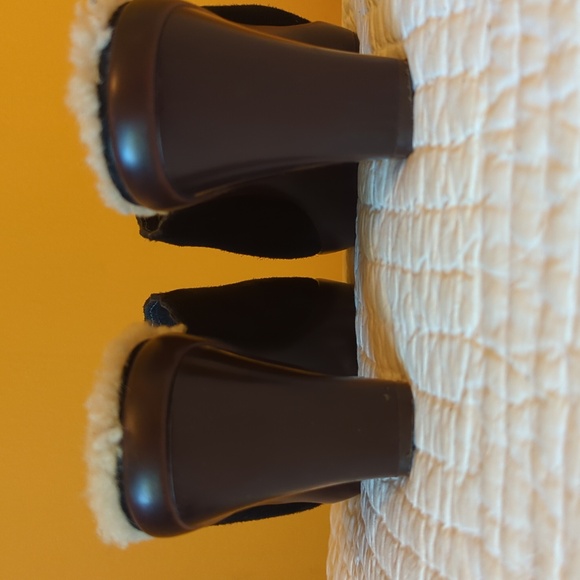 Ugg clogs - Picture 4 of 7